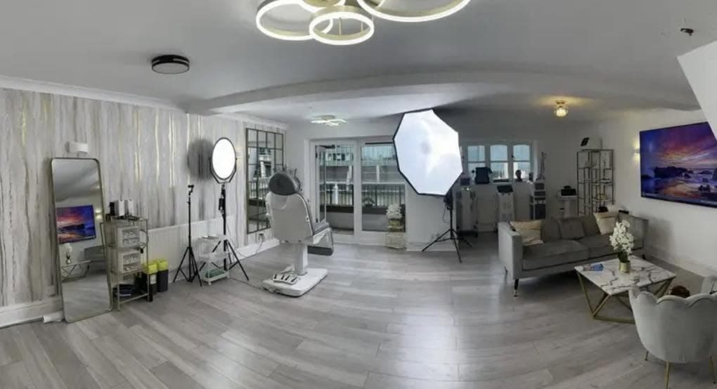 Aesthetics by KK aesthetic clinic interior in Canary Wharf, London